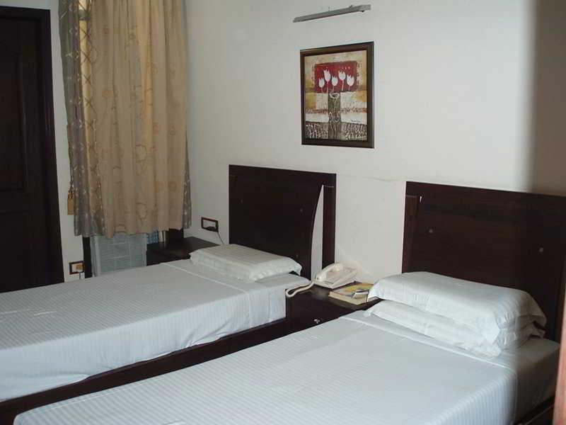 Hotel Suncity เดลี ภายนอก รูปภาพ
