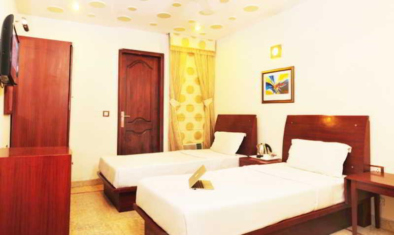 Hotel Suncity เดลี ภายนอก รูปภาพ