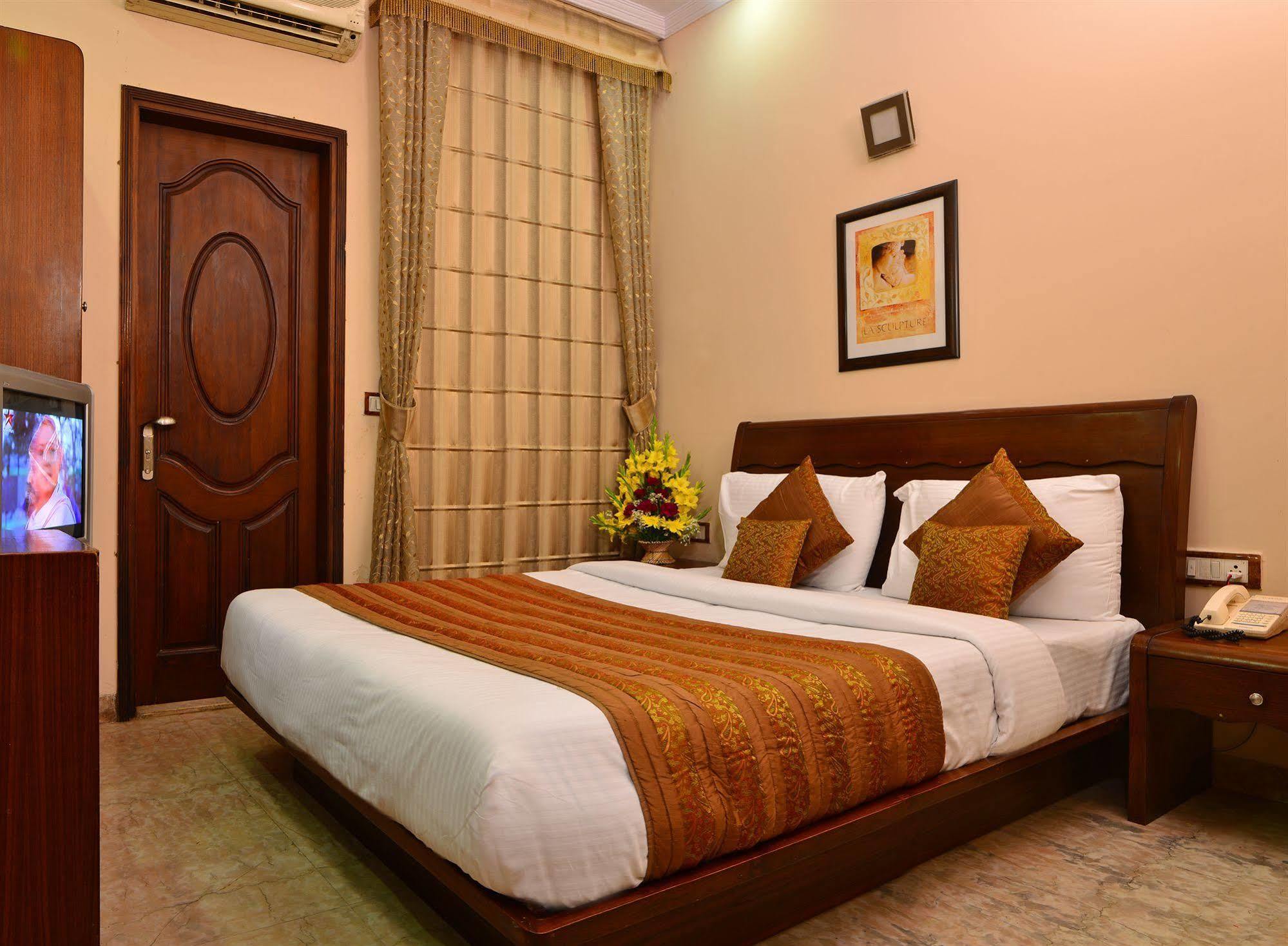 Hotel Suncity เดลี ภายนอก รูปภาพ