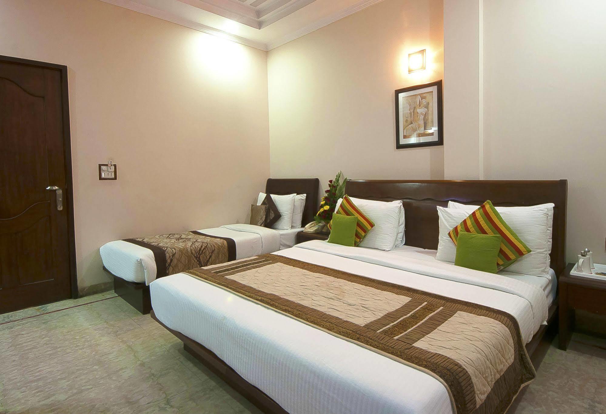 Hotel Suncity เดลี ภายนอก รูปภาพ