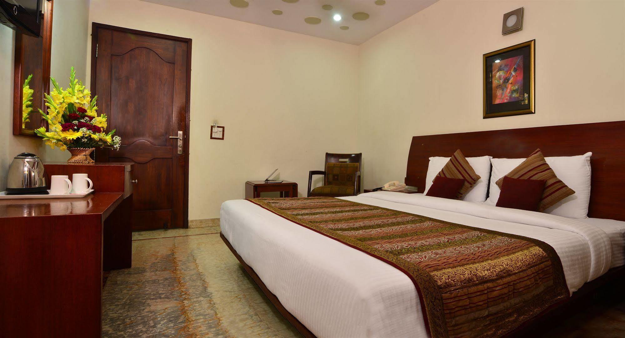 Hotel Suncity เดลี ภายนอก รูปภาพ